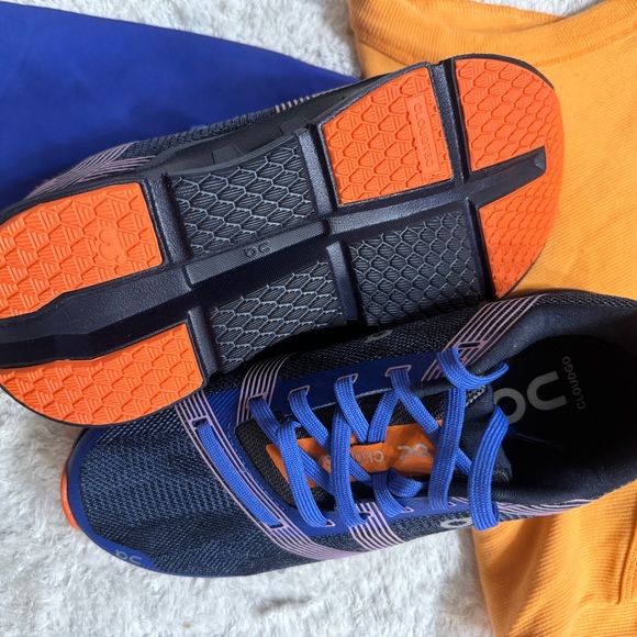 On Cloud Go running athletic lace up sneaker, NWT - Picture 6 of 6